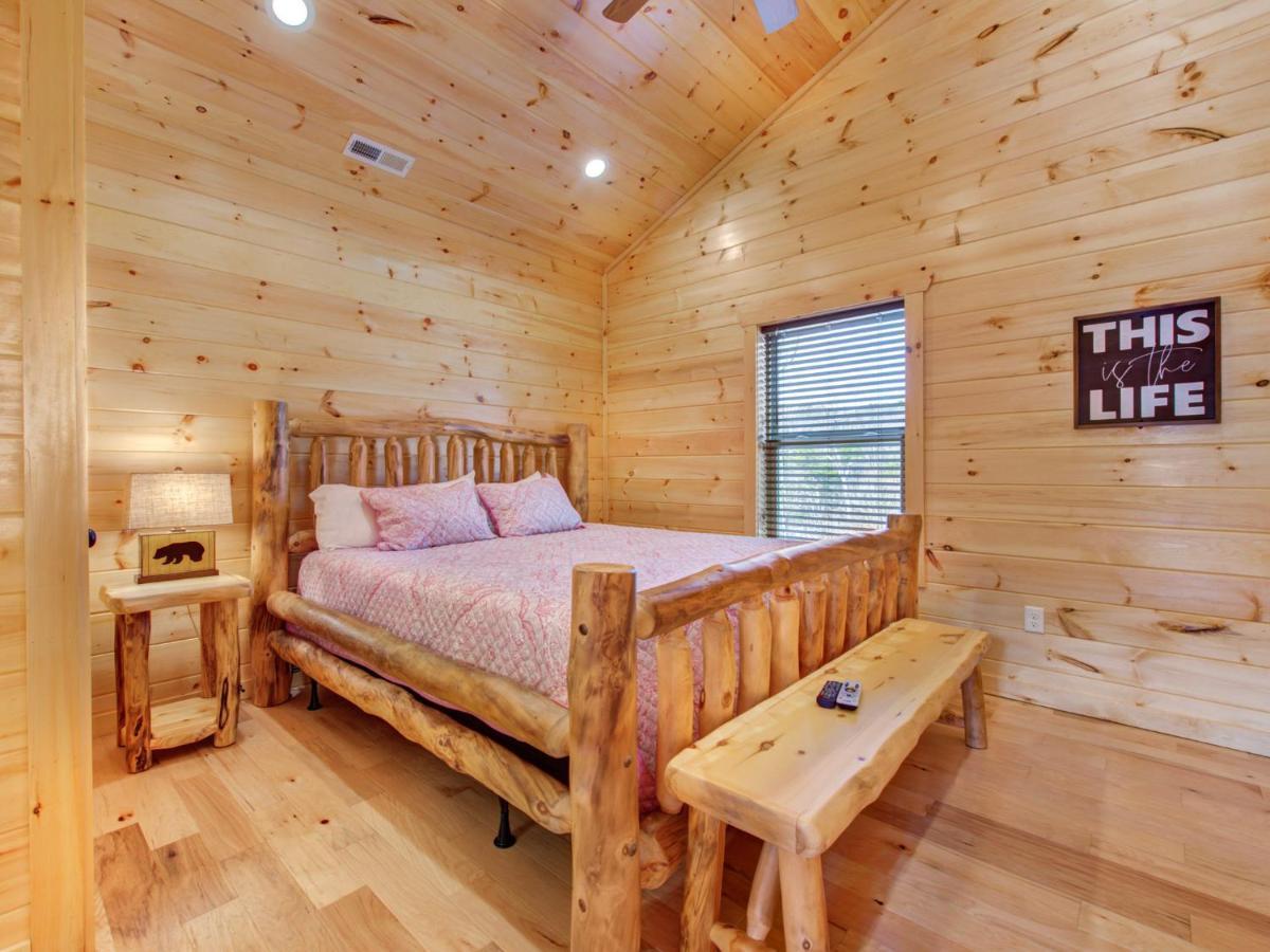 Gatlinburg Escape Villa Exterior photo